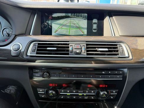 Used 2013 BMW 750Li image 23