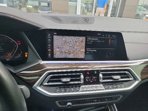Used 2021 BMW X5 sDrive40i RWD image 2