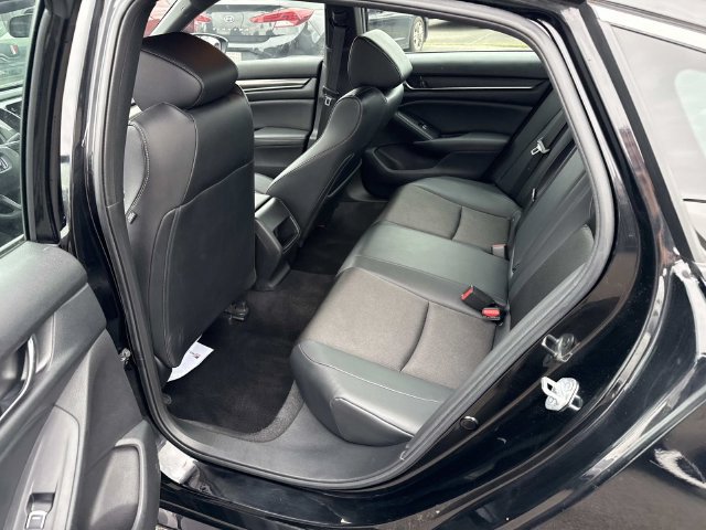 Used 2022 Honda Accord Sport image 16