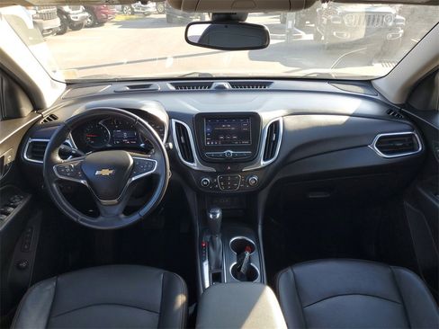 Used 2021 Chevrolet Equinox LT image 27