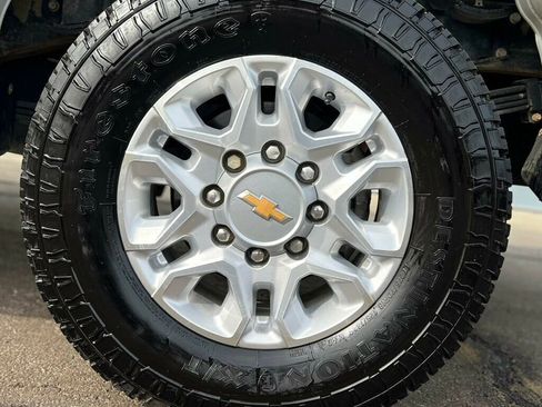 Used 2023 Chevrolet Silverado 3500 LT w/ Convenience Package image 29
