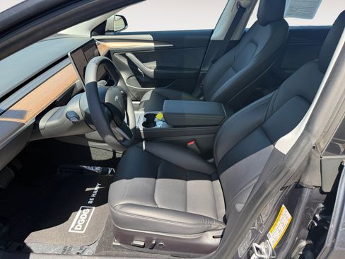 Used 2022 Tesla Model 3 RWD image 10