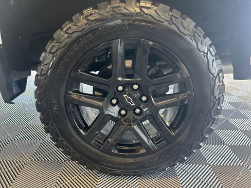 Used 2022 Chevrolet Silverado 1500 LT Trail Boss w/ Bed Protection Package image 11