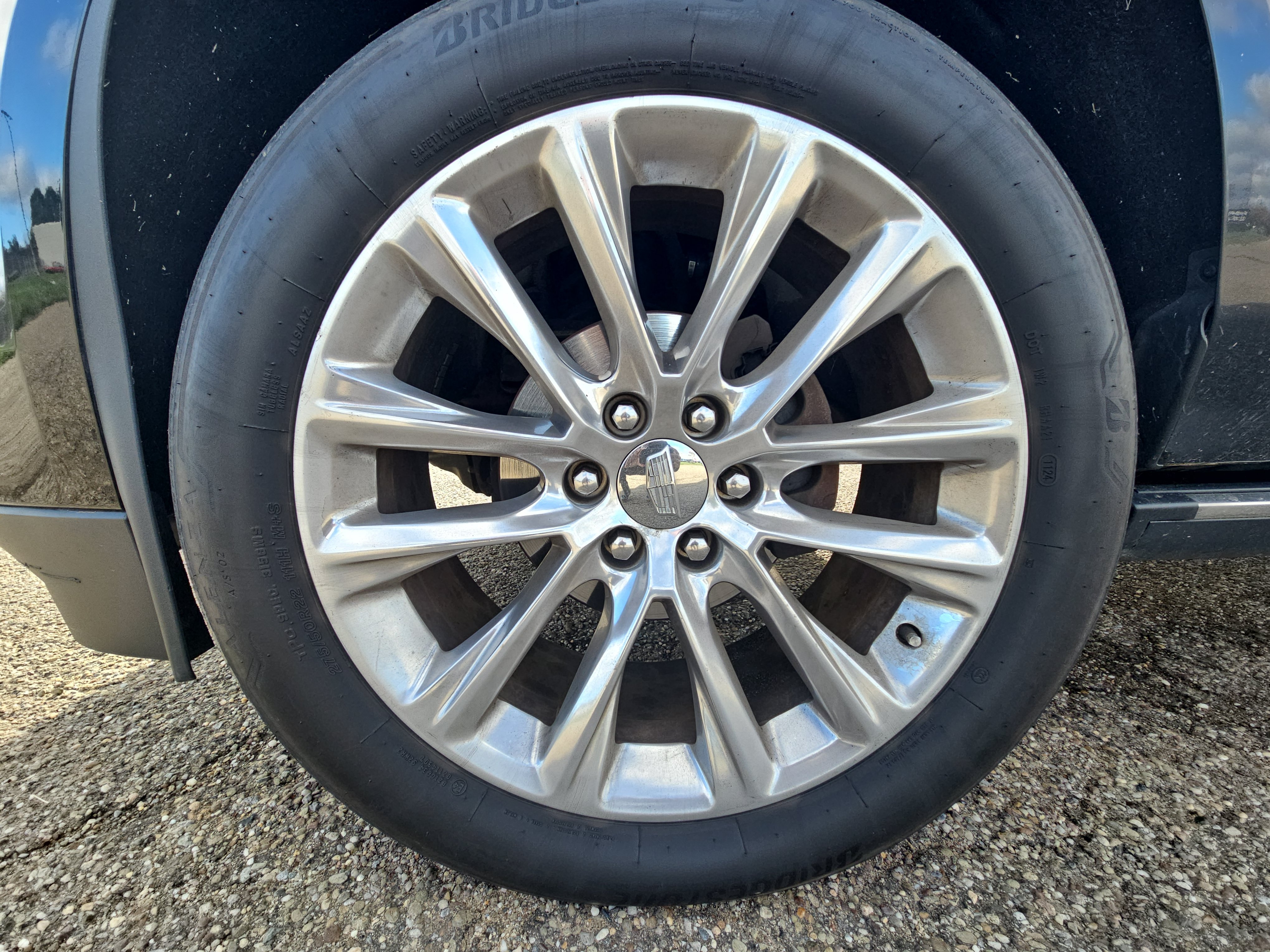Used 2019 Cadillac Escalade ESV Premium Luxury AWD/4WD image 16