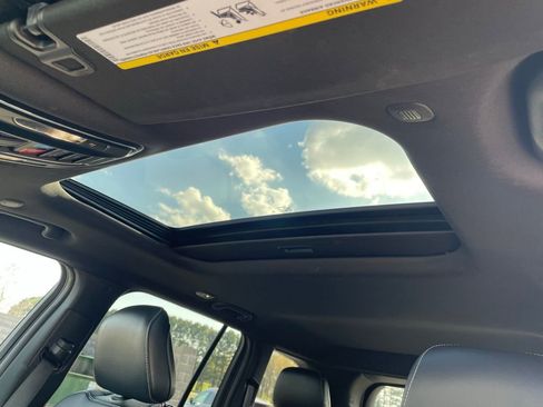 Used 2025 Jeep Grand Cherokee Altitude image 27