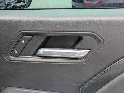 Used 2023 GMC Canyon AT4X AWD/4WD image 37