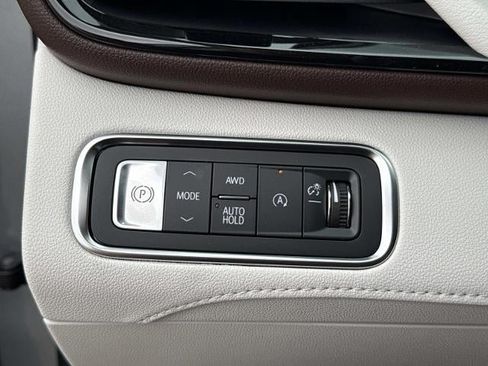 New 2026 Buick Enclave Avenir w/ Super Cruise Package AWD/4WD image 30