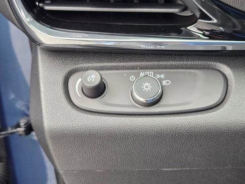 New 2026 Buick Envista Avenir image 23