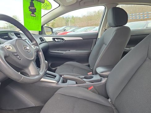 Used 2019 Nissan Sentra S w/ Appearance Package image 12