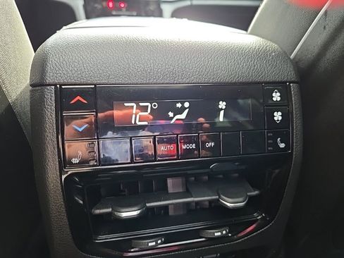 Used 2021 Jeep Grand Cherokee L Limited image 51