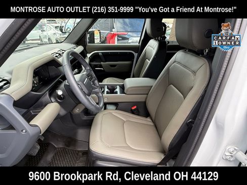 Used 2025 Land Rover Defender 110 S image 12