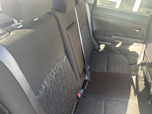 Used 2023 Mitsubishi Outlander Sport ES AWD/4WD image 27