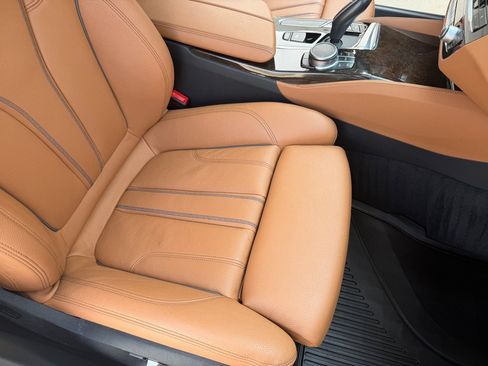 Used 2019 BMW 540i xDrive w/ M Sport Package AWD/4WD image 27