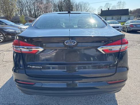 Used 2019 Ford Fusion S FWD image 21