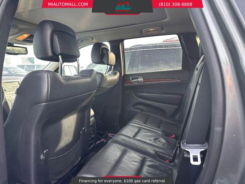 Used 2013 Jeep Grand Cherokee Limited w/ Luxury Group II AWD/4WD image 25