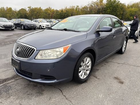 Used 2013 Buick LaCrosse BASE image 2