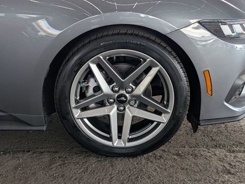 Used 2024 Ford Mustang Premium image 7