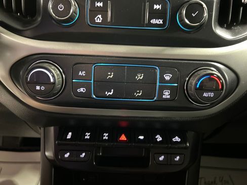 Used 2022 Chevrolet Colorado ZR2 image 19