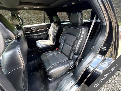 Used 2018 Ford Explorer Platinum AWD/4WD image 23