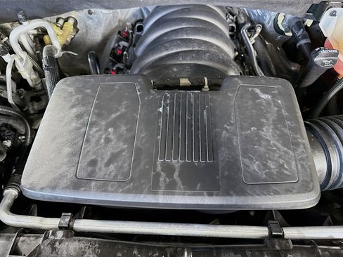 Used 2021 Chevrolet Tahoe LS image 39