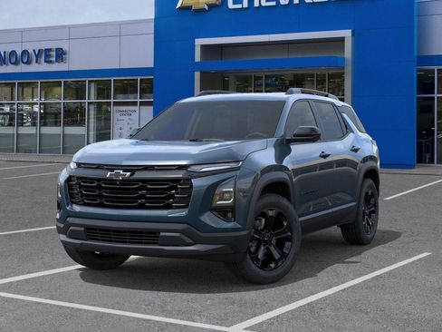 New 2026 Chevrolet Equinox LT w/ Convenience Package II AWD/4WD image 6