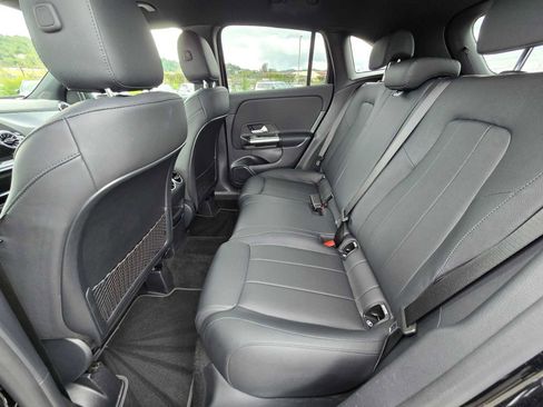 Used 2023 Mercedes-Benz GLA 250 4MATIC image 17