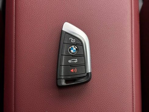 Used 2023 BMW 330i xDrive Sedan w/ M Sport Package image 69