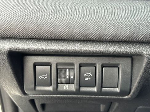 Used 2024 Subaru Outback Premium image 28