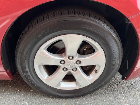 Used 2014 Toyota Sienna LE FWD image 28
