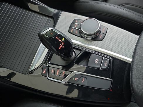 Used 2018 BMW X3 M40i image 27