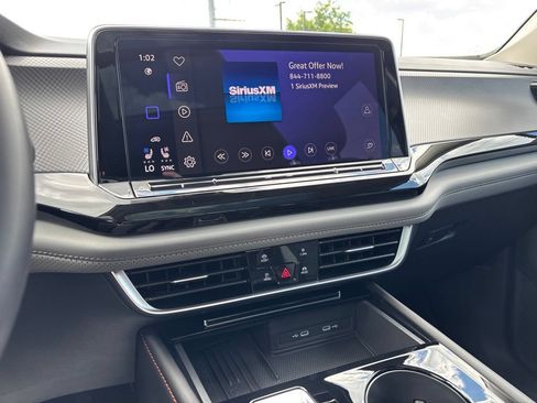 Used 2026 Volkswagen Atlas Peak Edition AWD/4WD image 21