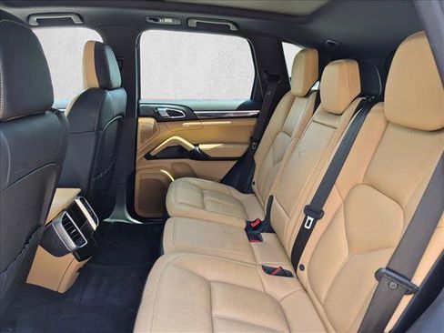 Used 2015 Porsche Cayenne S AWD/4WD image 20
