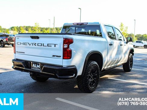 Used 2024 Chevrolet Silverado 1500 ZR2 w/ Technology Package AWD/4WD image 6