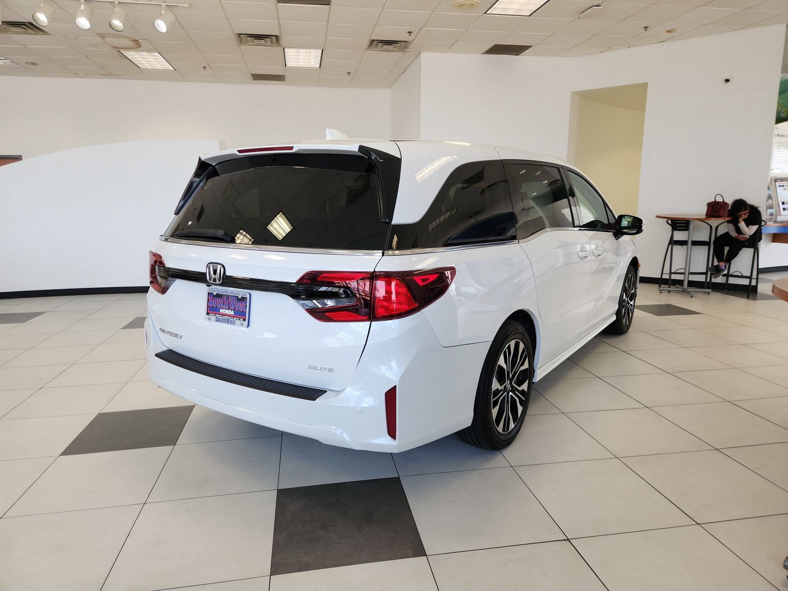 New 2026 Honda Odyssey Elite image 5