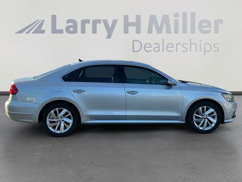 Used 2018 Volkswagen Passat 2.0T SE image 6