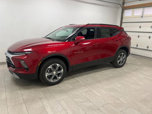 New 2026 Chevrolet Blazer LT w/ Sound & Technology Package image 2