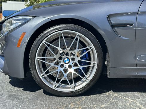 Used 2019 BMW M4 Convertible RWD image 13