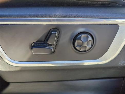 Used 2019 RAM 1500 Laramie image 24