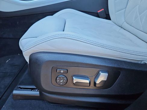 Used 2024 BMW X5 sDrive40i w/ Parking Assistance Package image 27