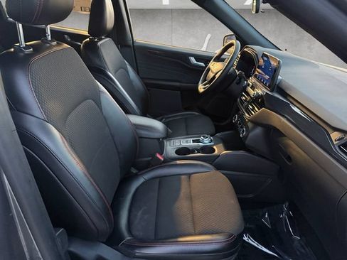 Used 2024 Ford Escape ST-Line AWD/4WD image 25