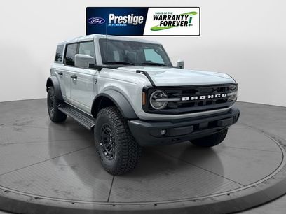 New 2026 Ford Bronco Outer Banks w/ Sasquatch Package