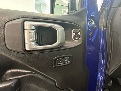 Used 2019 Jeep Wrangler Unlimited Sport S image 26