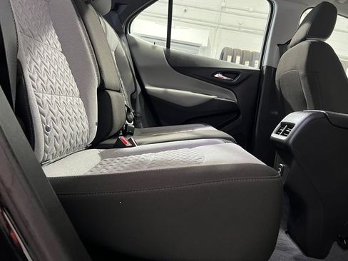 Used 2024 Chevrolet Equinox LS w/ Midnight Edition FWD image 27