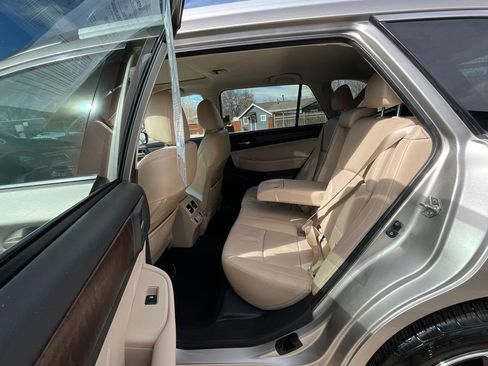 Used 2018 Subaru Outback 2.5i Limited image 22