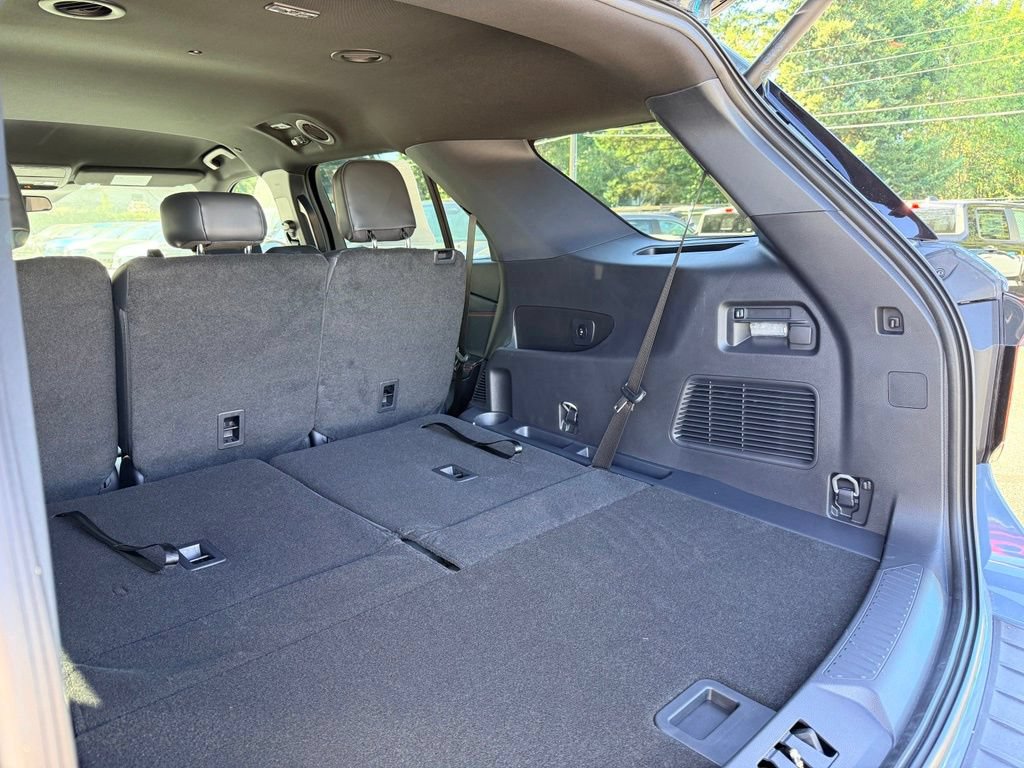 New 2026 Ford Explorer ST-Line w/ ST-Line Street Pack AWD/4WD image 25