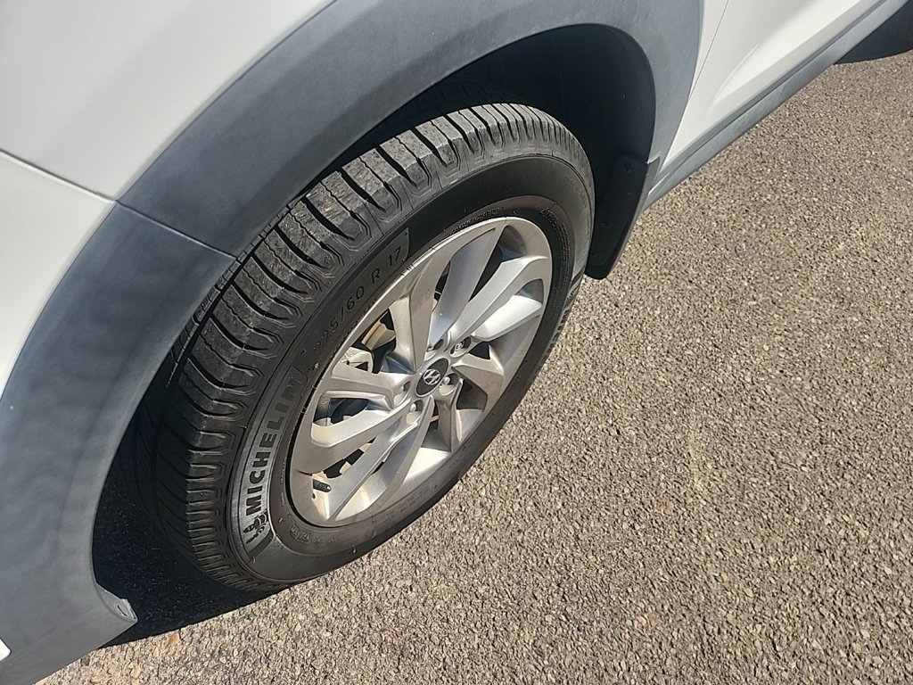 Used 2017 Hyundai Tucson SE w/ Cargo Package FWD image 7