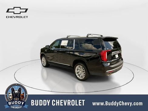 Used 2023 GMC Yukon XL Denali AWD/4WD image 6