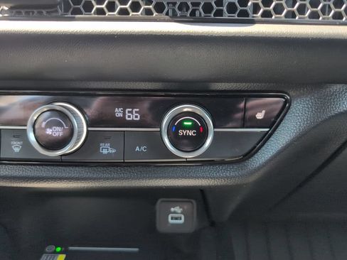 Used 2025 Honda HR-V EX-L image 21
