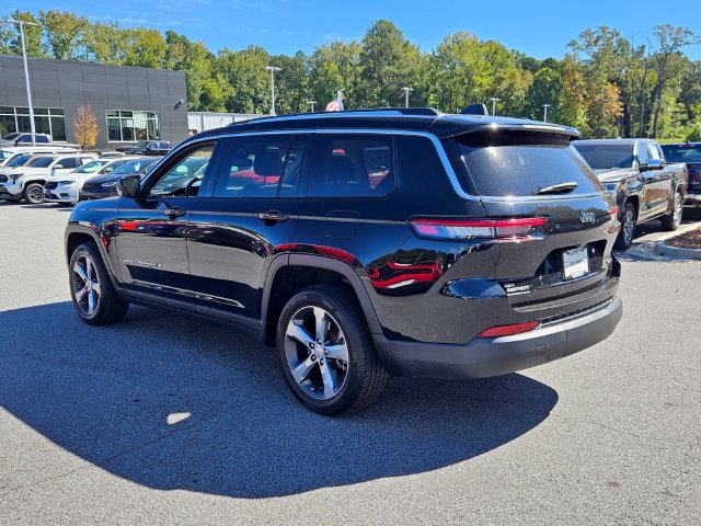 Used 2021 Jeep Grand Cherokee L Limited RWD image 9