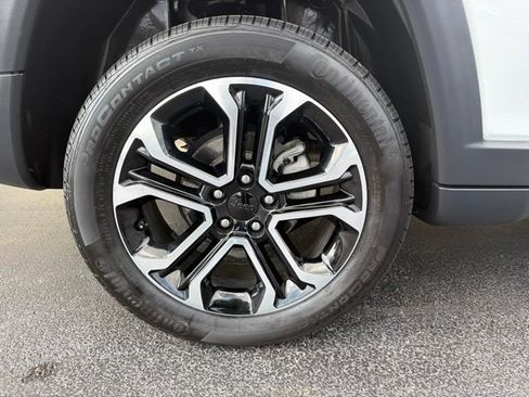 Used 2023 Jeep Compass Limited AWD/4WD image 8